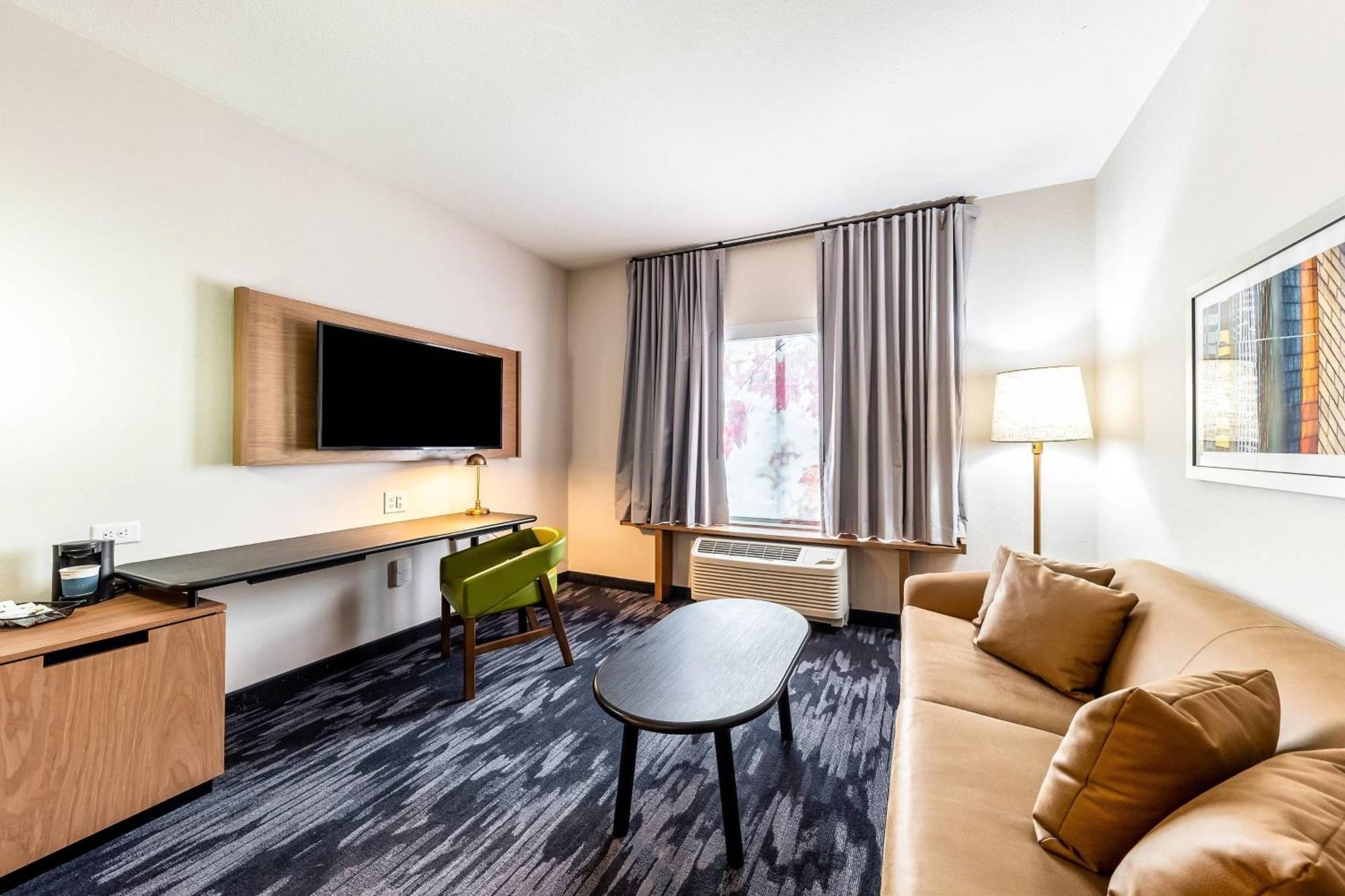 Fairfield Inn & Suites By Marriott Gainesville I-35 Екстериор снимка