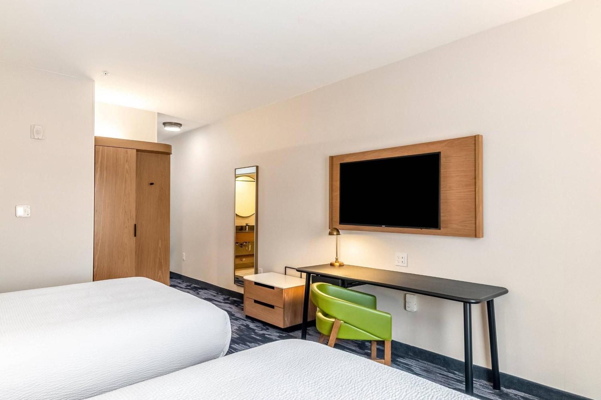 Fairfield Inn & Suites By Marriott Gainesville I-35 Екстериор снимка