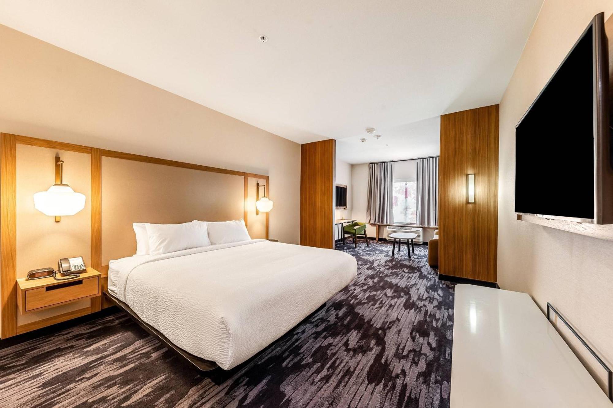 Fairfield Inn & Suites By Marriott Gainesville I-35 Екстериор снимка