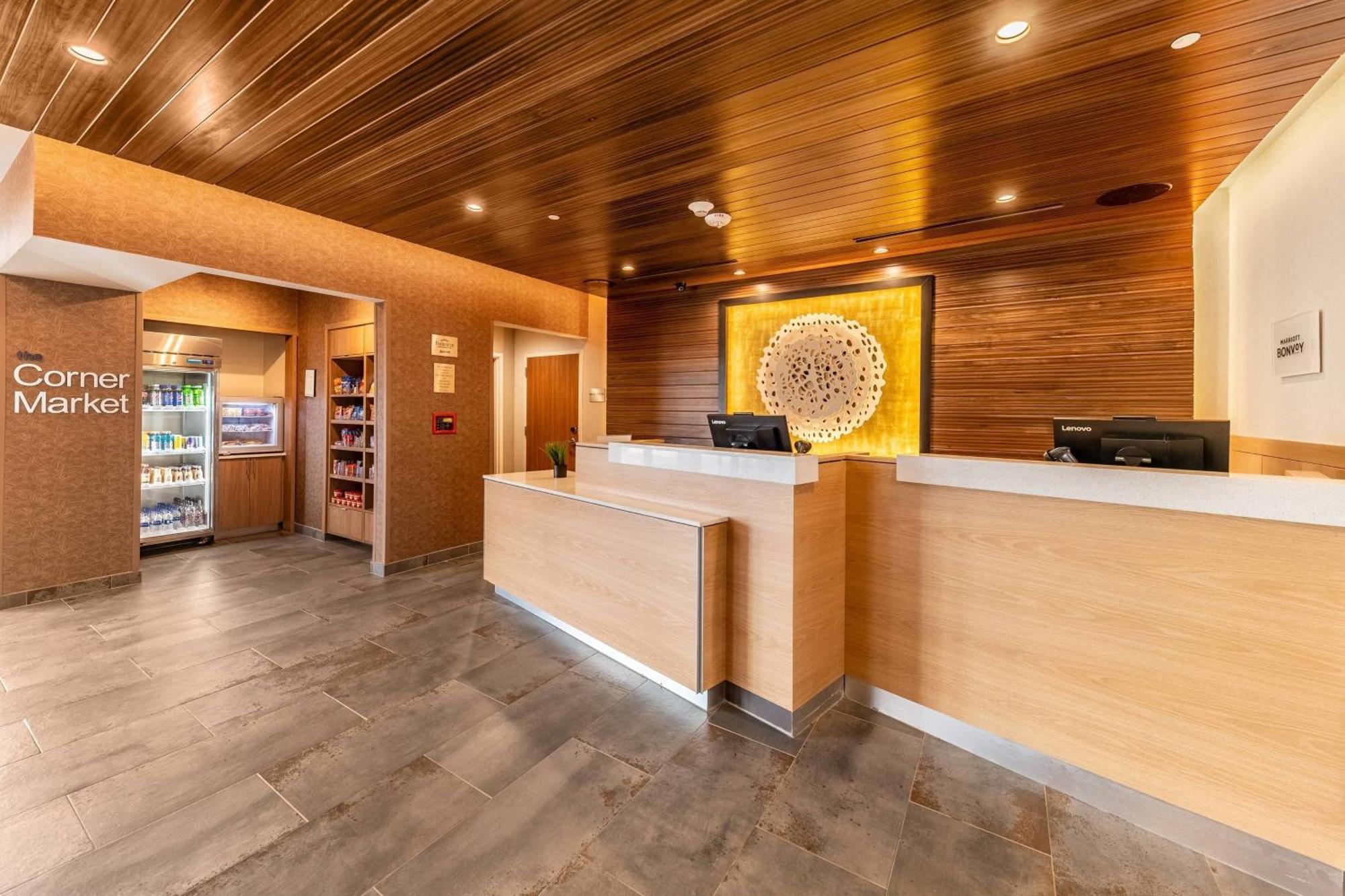 Fairfield Inn & Suites By Marriott Gainesville I-35 Екстериор снимка